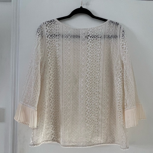 Love the sleeves on this top (S121) - Picture 5 of 9